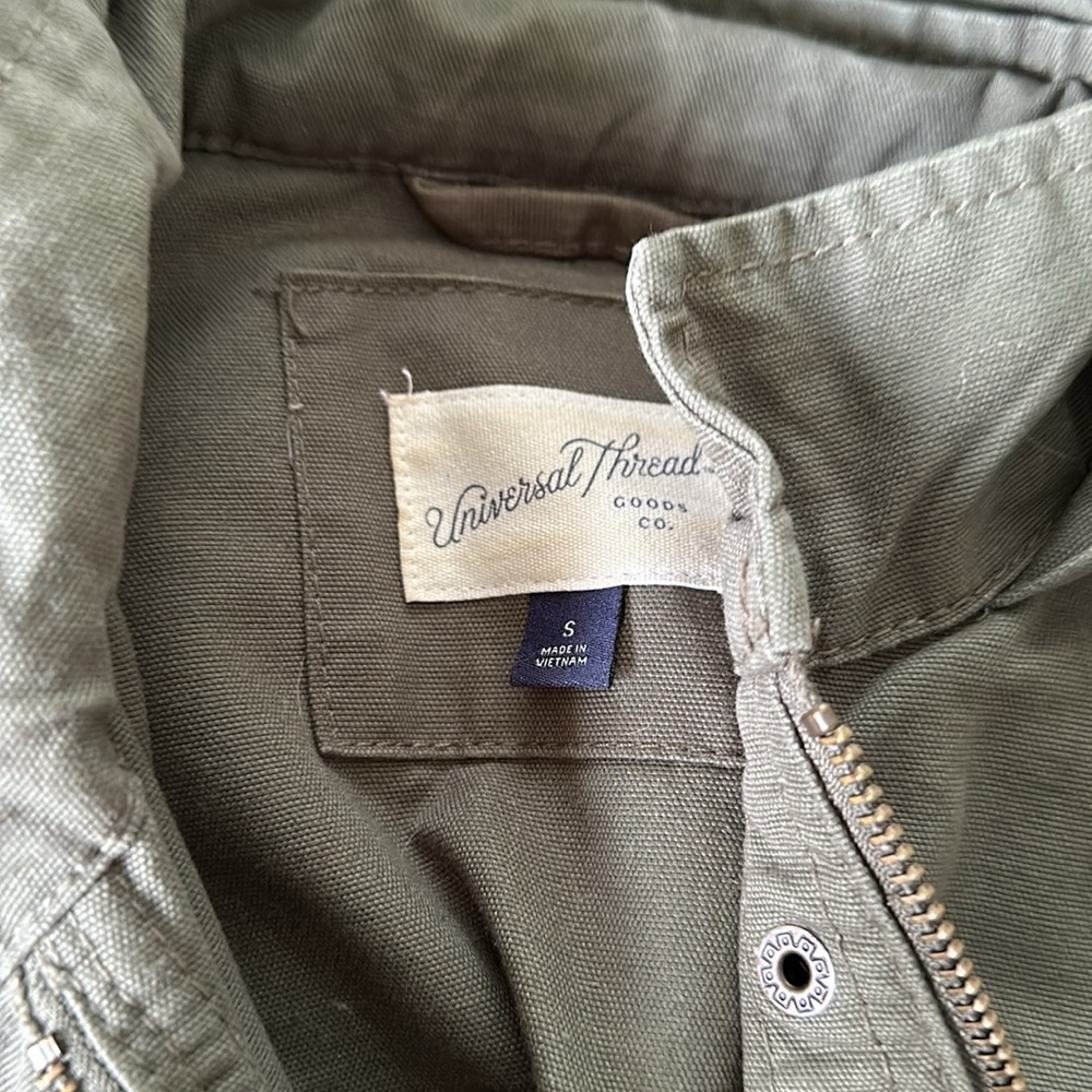 Cargo Jacket - Picture 2 of 3